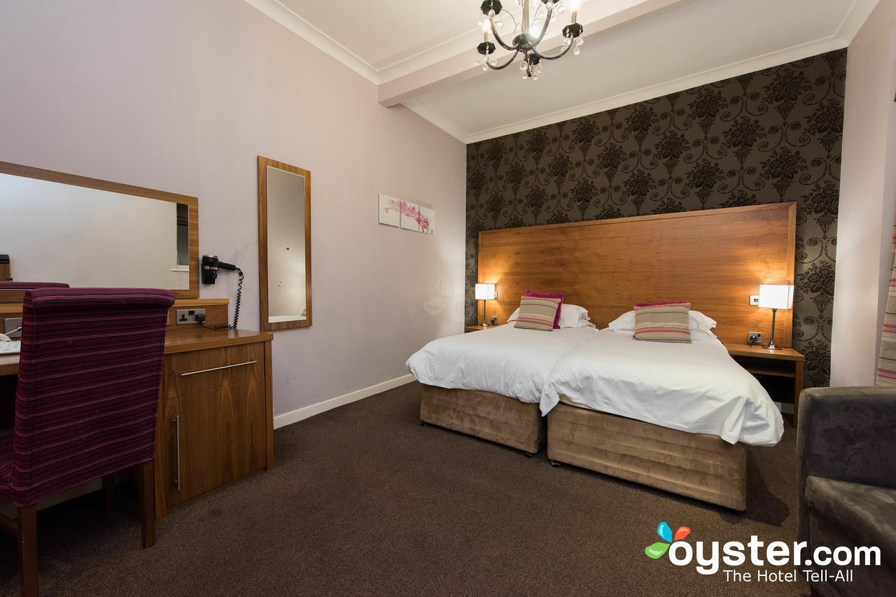 Dalmeny Hotel Литам Сент Аннс Екстериор снимка